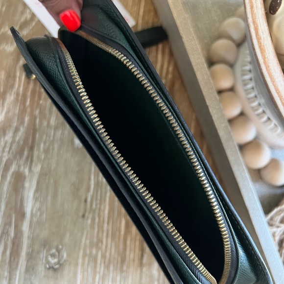 Authentic Louis Vuitton Orsay- Green - Picture 6 of 16